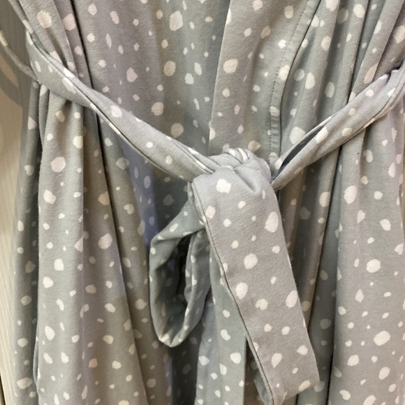 Women’s Robe Gray with White Dots One Size - Picture 4 of 5